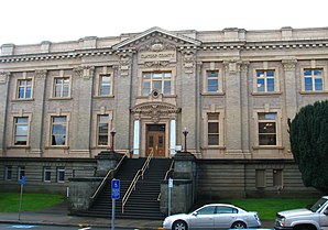 Clatsop County Courthouse in Astoria, gelistet im NRHP mit der Nr. 84002954[1]