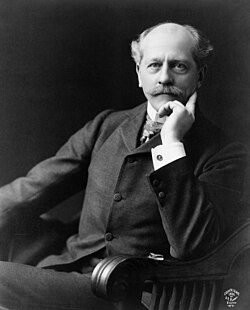 Percival Lowell vuonna 1904.