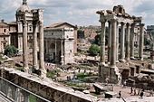 El Fòrum romà, el centre polític, econòmic, cultural i religiós de la civilització de l'antiga Roma, durant la República i posteriorment l'Imperi, encara són visibles les seves ruïnes avui en la Roma actual