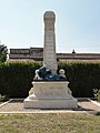 Monument aux morts communal.