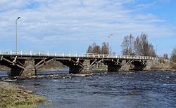 Etelänkylän isosilta Pyhäjoki 20120516c.JPG