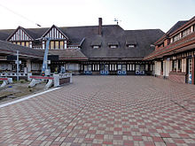 Le bâtiment voyageurs vu de l'intérieur de la gare.