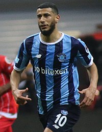 Adana Demirspor vs Antalyaspor 20220225 4 (cropped).jpg