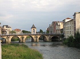 Le pont Notre-Dame côté aval en 2008.