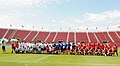 Partido de fútbol entre un equipo conformado por los mineros contra uno conformado por los rescatistas y miembros del gobierno, incluidos el Presidente Piñera y el Ministro Golborne.