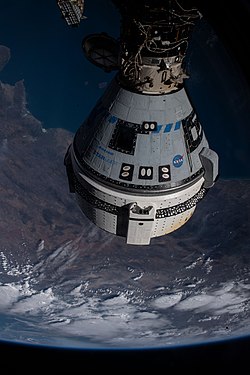 Le Starliner amarré au module Harmony de la Station spatiale internationale.