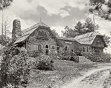 Chief Hosa Lodge, built 1918