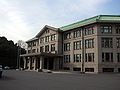 Bangunan Imperial Household Agency, dibina tahun 1930-an, terletak bersebelahan dengan Kyuden