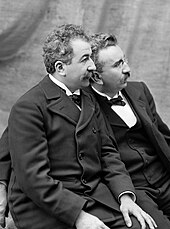Auguste et Louis Lumière.