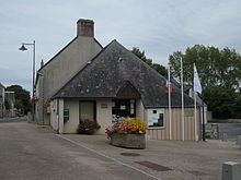 Longueville, Manche - Mairie.JPG