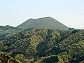 伊東市大室山（日语：大室山 (静岡県)）[8]