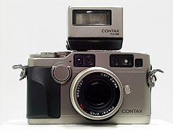 Contax G2, Planar 45 mm, and TLA200 flash