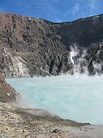 Lago nel cratere del 2000