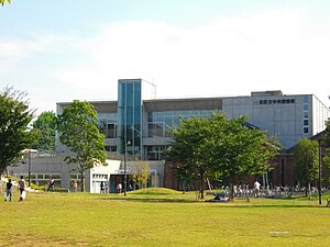 北区立中央図書館