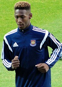 Reece Oxford West Ham August 2014.jpg