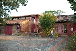 Site d'activités de services à Terrede et Clos d'Avena, à l'entrée de Vigoulet-Auzil