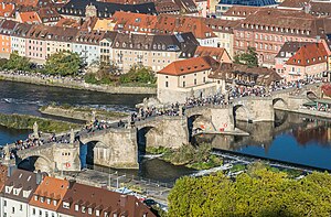 12. Platz: Krzysztof Golik mit Alte Mainbrücke in Würzburg