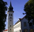 Der Kirchturm der ehem. Stiftskirche