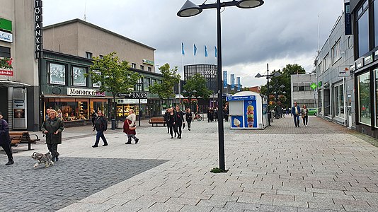 Kävelykatu Oleksi Lappeenrannan ydinkeskustassa.