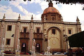 Templo de Santa Rosa de Viterbo.