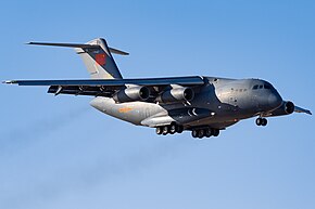 Y-20 sleće na međunarodni aerodrom Beijing zbog prevoza vakcina Sinofarm BIBP u Kambodžu u februaru 2021.