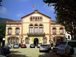 Casa d'a Villa de Premià de Dalt, un edificio de Bonaventura Bassegoda de 1914