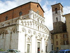 Santa María Forisportam, en Lucca