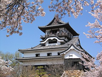 Le château d’Inuyama, dans la préfecture d’Aichi au Japon. (définition réelle 2 048 × 1 536)