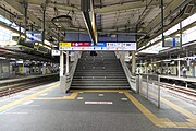 13・14號月台（横須賀総武線）（2021年7月）