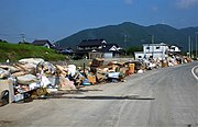 浸水後に出された災害ゴミ（2018年西日本豪雨）