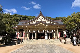 湊川神社拝殿