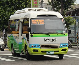 四方巴士 SUNWIN SWB6702EV