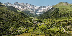 Cirque et commune de Gavarnie.