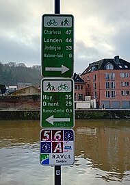 RAVeL Sambre [EV 3], au quai des Joghiers, Namur