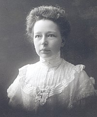 Tamm noin vuonna 1910.