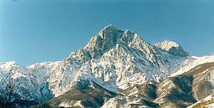 Pogled na vrh Corno Grande u Masivu Gran Sasso