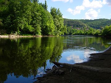 Die Dordogne durchquert den Périgord noir