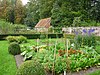 Gooilust, moestuin, schuur, tuinmuren oranjerie en koude bak