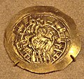 Дева Мария поднимается из-за стен Константинополя. Монета Михаила VIII Палеолога, посвящённая возвращению Константинополя в 1261 году.