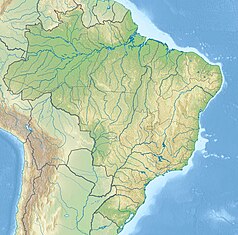 Mapa konturowa Brazylii, blisko lewej krawiędzi u góry znajduje się punkt z opisem „źródło”, natomiast u góry znajduje się punkt z opisem „ujście”