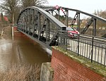 Halbparabel-Trägerbrücke über die Leine