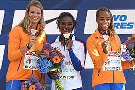 Siegerehrung (v. l. n. r.): Dafne Schippers, Dina Asher-Smith, Jamile Samuel