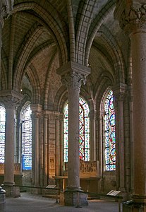 The ambulatory (1140–1144)