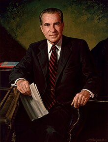 Richard Nixon - Presidential portrait.jpg