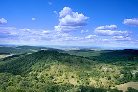 Panorámakép a Cserhát vonulatairól Hollókő várából szemlélve