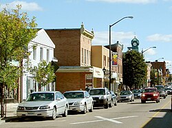 Raglan Street in the centre of Renfrew