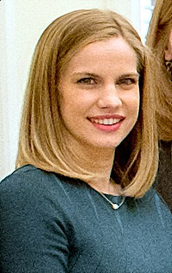Anna Chlumsky Rouva varapresidentin kuvauksissa vuonna 2013.