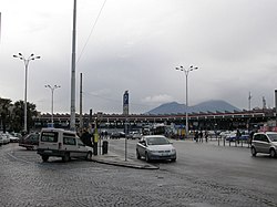 A pályaudvar előtti tér (Piazza Garibaldi)