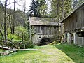 Mühlenmuseum in Reichenthal mit Hausmühle und Venezianersäge (rechts)