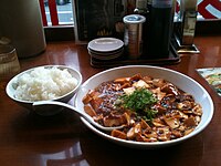 Мапо тофу в ресторані в Кобе, Японія